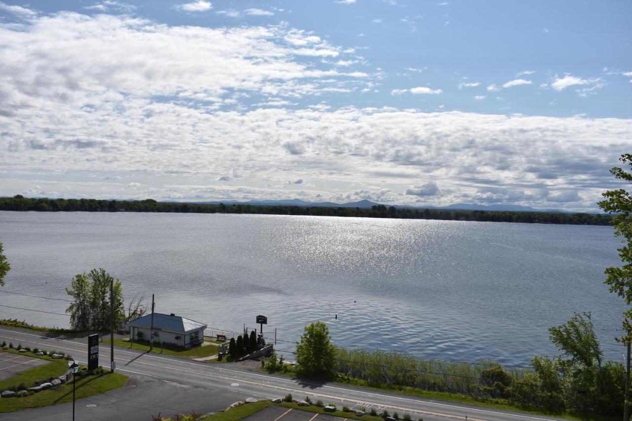 La Cache Du Lac Champlain Venise-en-Québec Exterior foto